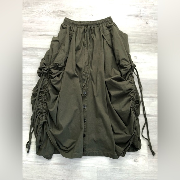 Olive Green 100% Cotton Ruched Maxi Skirt - Picture 2 of 9